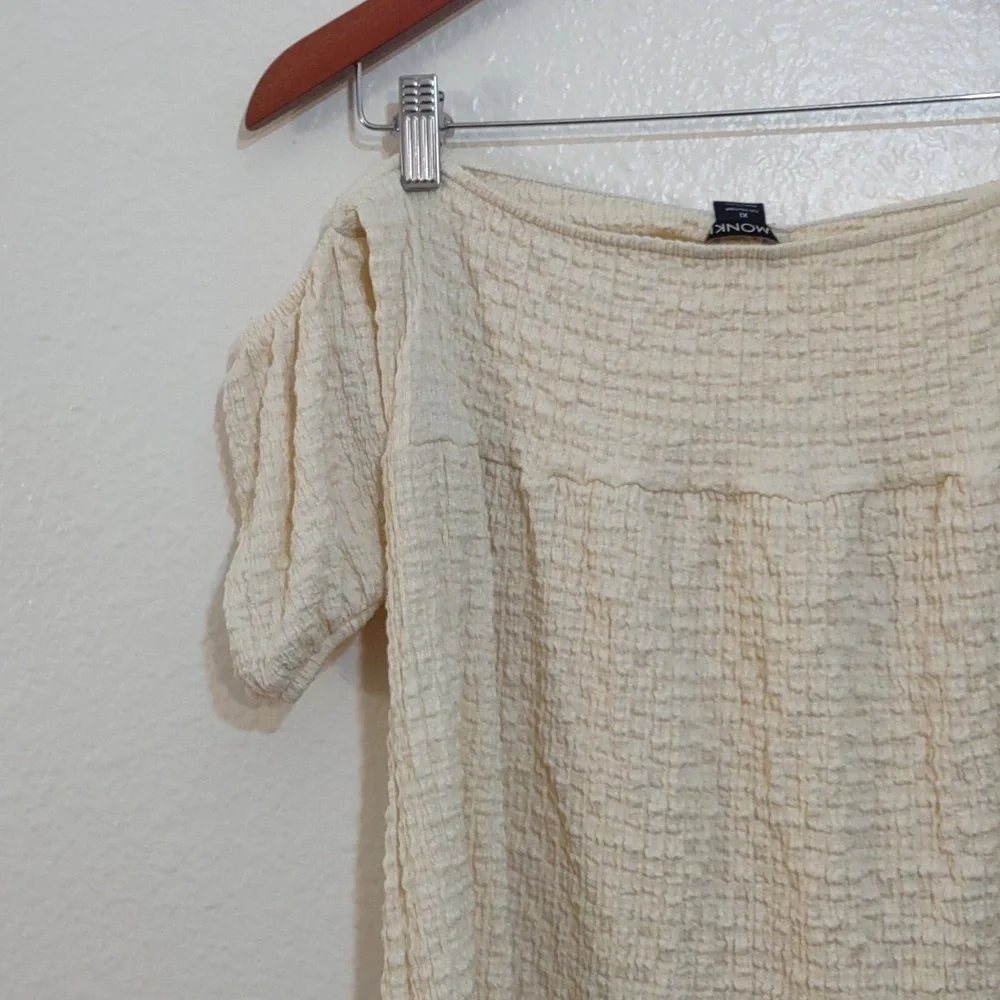 SLIGHTLY USED MONKI SOFT OFF SHOULDER SIZE XL SOFT YELLOW - Picture 6 of 7